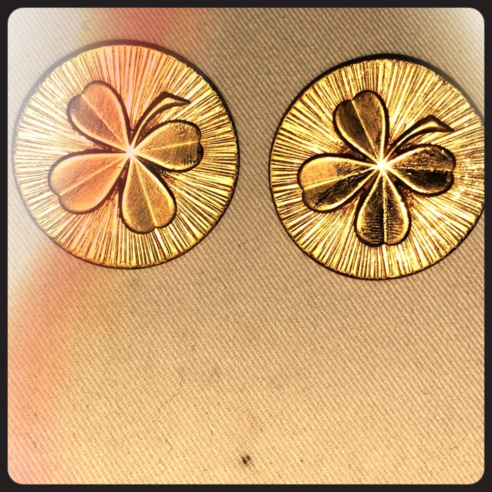 Chanel earring